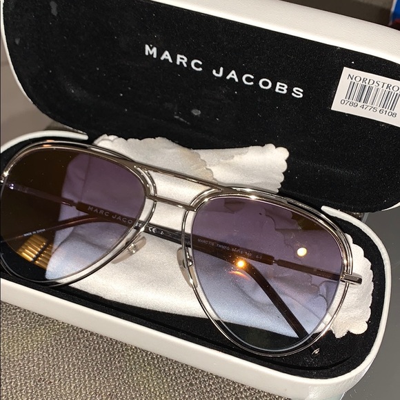 Marc Jacobs women’s sunglasses main image 5
